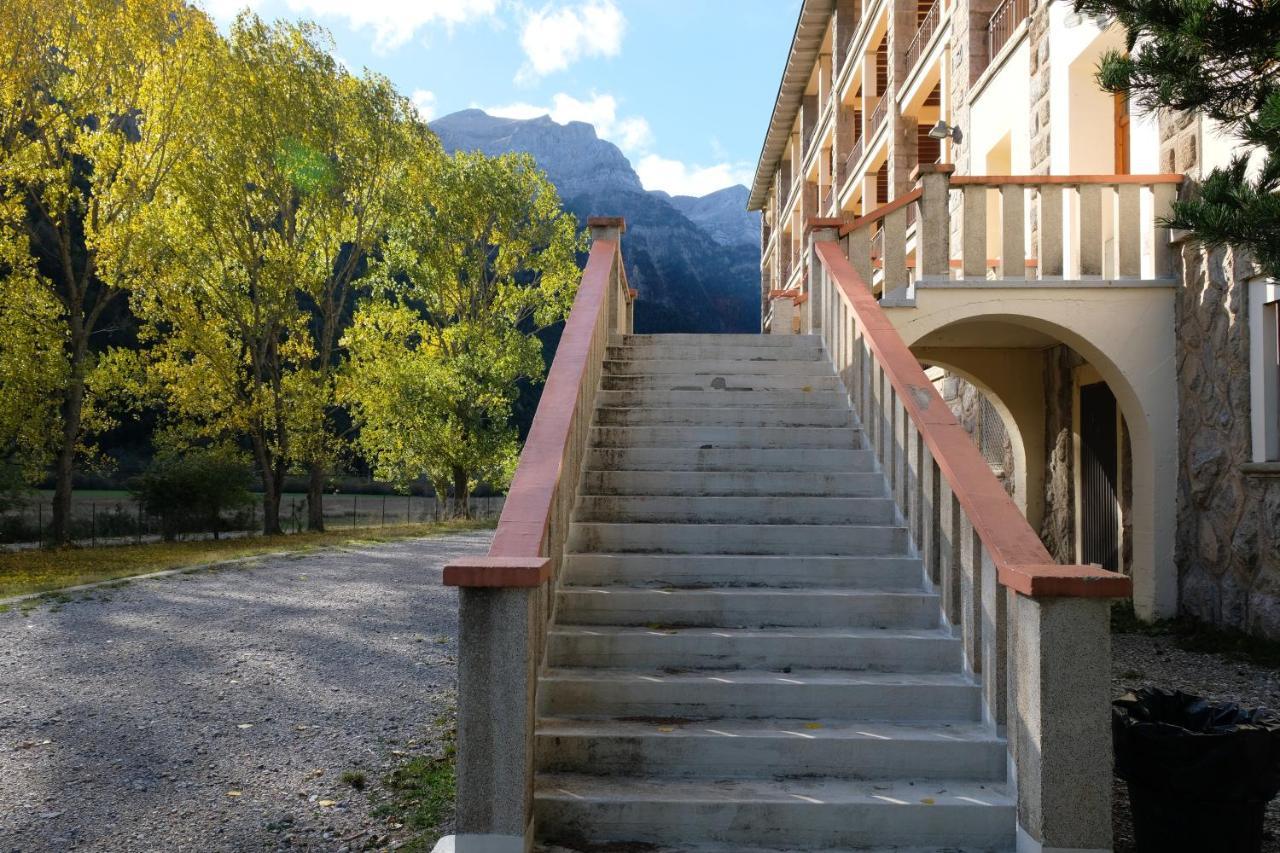 Hostel La Casa De Pineta Bielsa Exterior foto